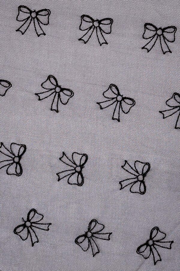 11000 150 z2 Dzianina haftowana na tiulu