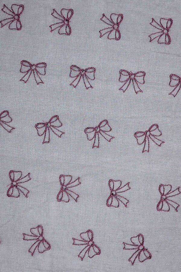 11000 150 z3 Dzianina haftowana na tiulu