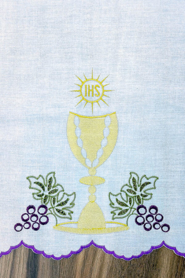 114920 145 z1 Tkanina haftowana sakralna