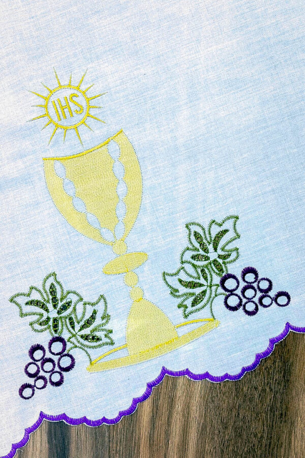 114920 145 z2 Tkanina haftowana sakralna