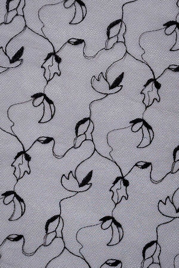 118760 160 z3 Dzianina haftowana na tiulu