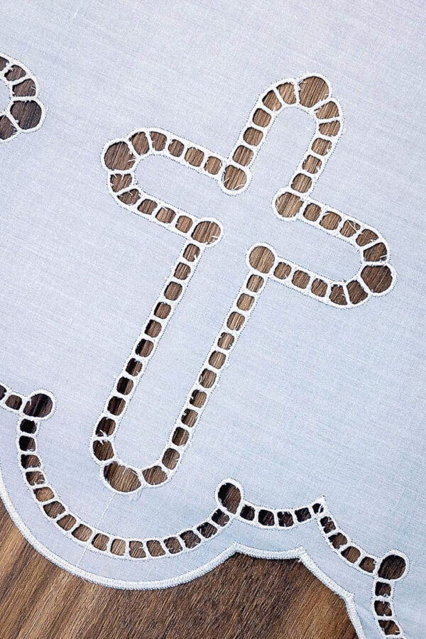 Tkanina haftowana sakralna