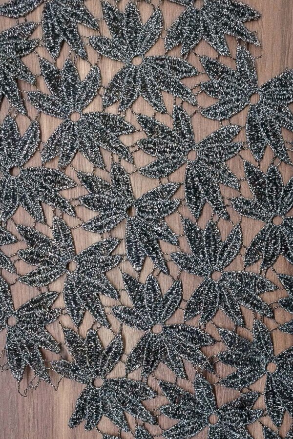 11740 z4 Tkanina haftowana gipiurowa