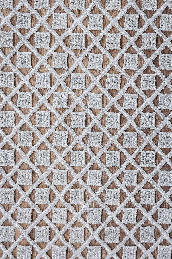 57580 z2 Tkanina haftowana gipiurowa