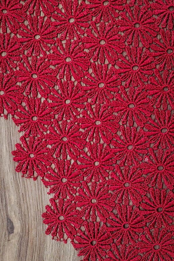 84260 z7 Tkanina haftowana gipiurowa