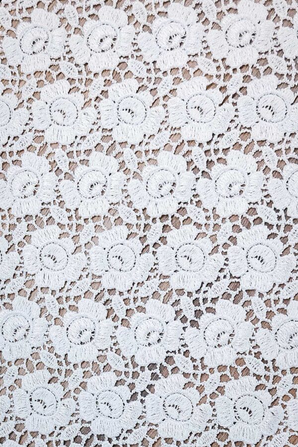 11690 z3 Tkanina haftowana gipiurowa