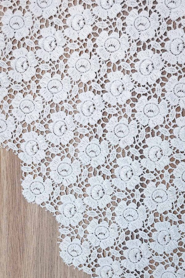 11690 z5 Tkanina haftowana gipiurowa