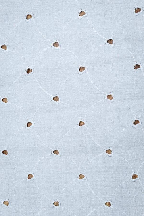 121150 150 z2 Tkanina haftowana