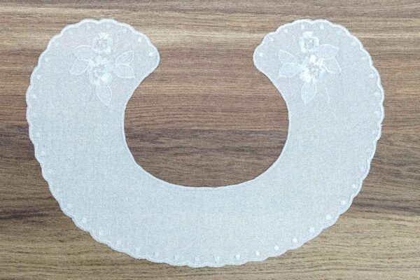 Kołnierzyk haftowany