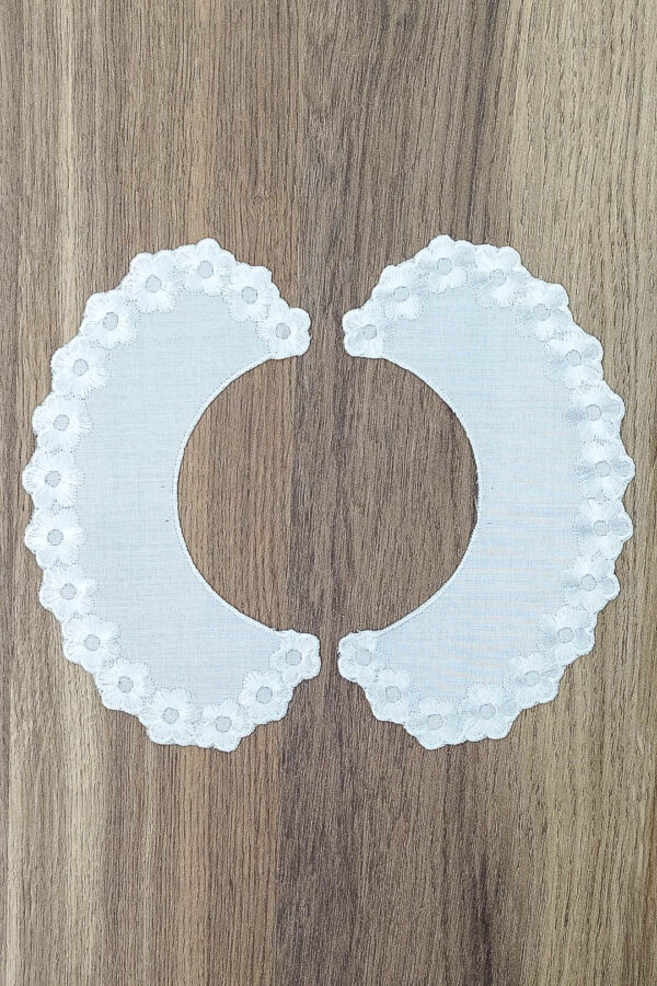 Kołnierzyk haftowany