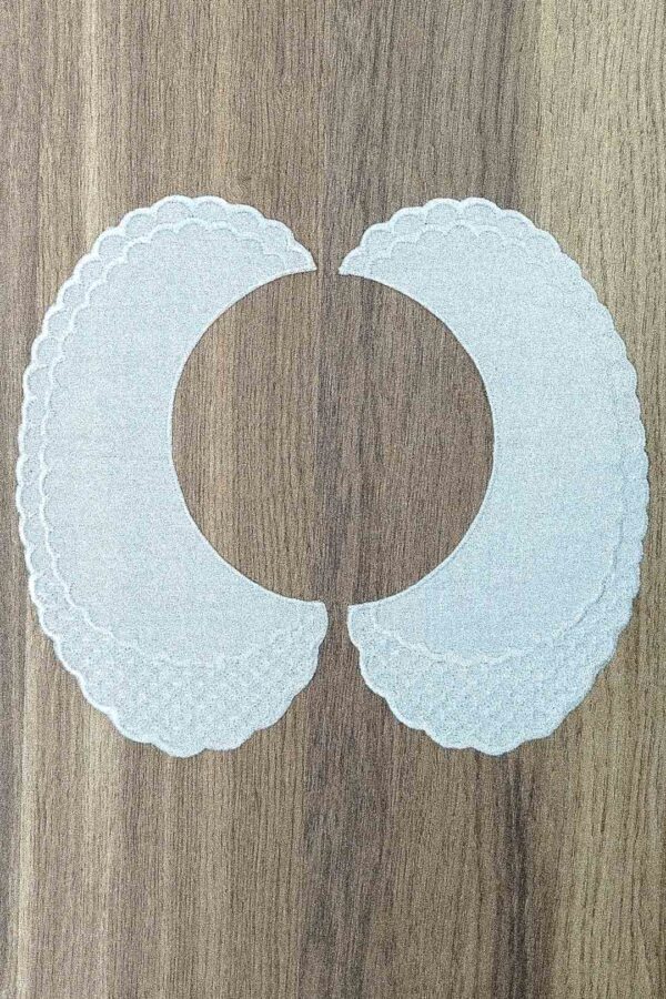 Kołnierzyk haftowany