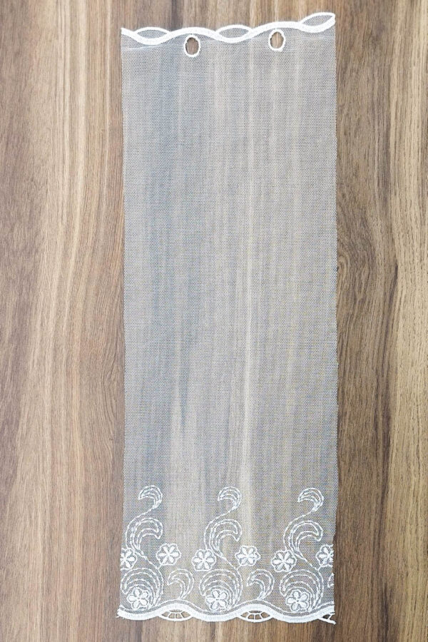 Lambrekin haftowany na tiulu