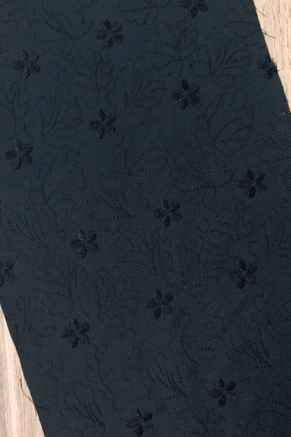 111280 150 z1 Tkanina haftowana