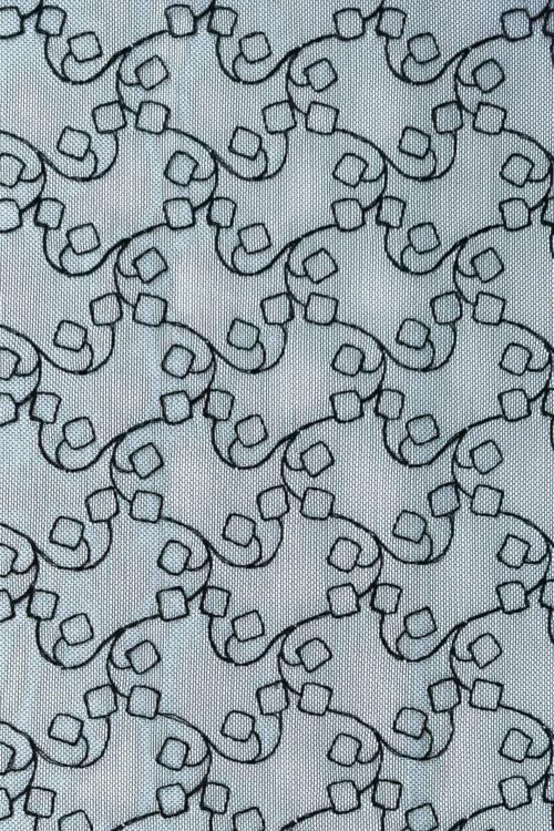 119000 150 z1 Dzianina haftowana na tiulu