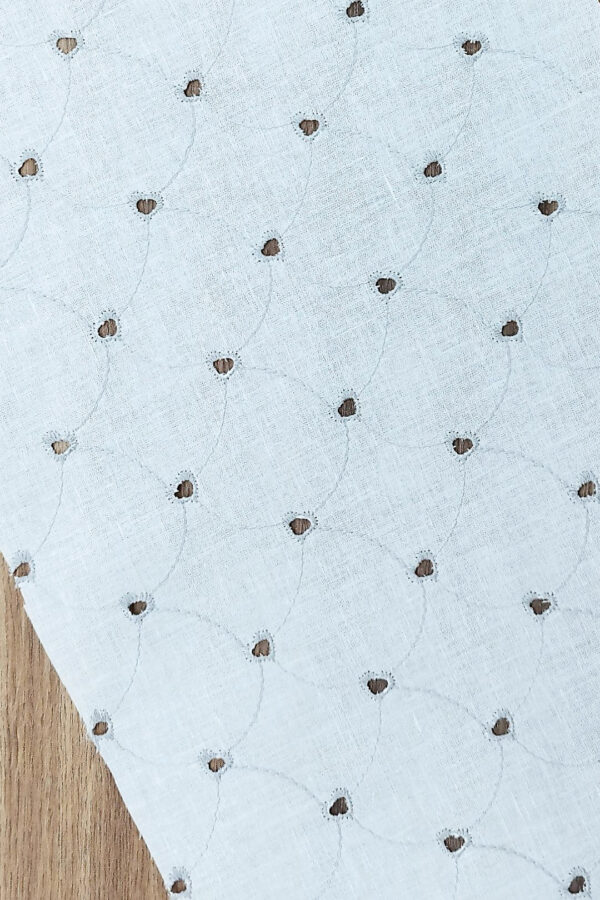 121150 150 z3 Tkanina haftowana